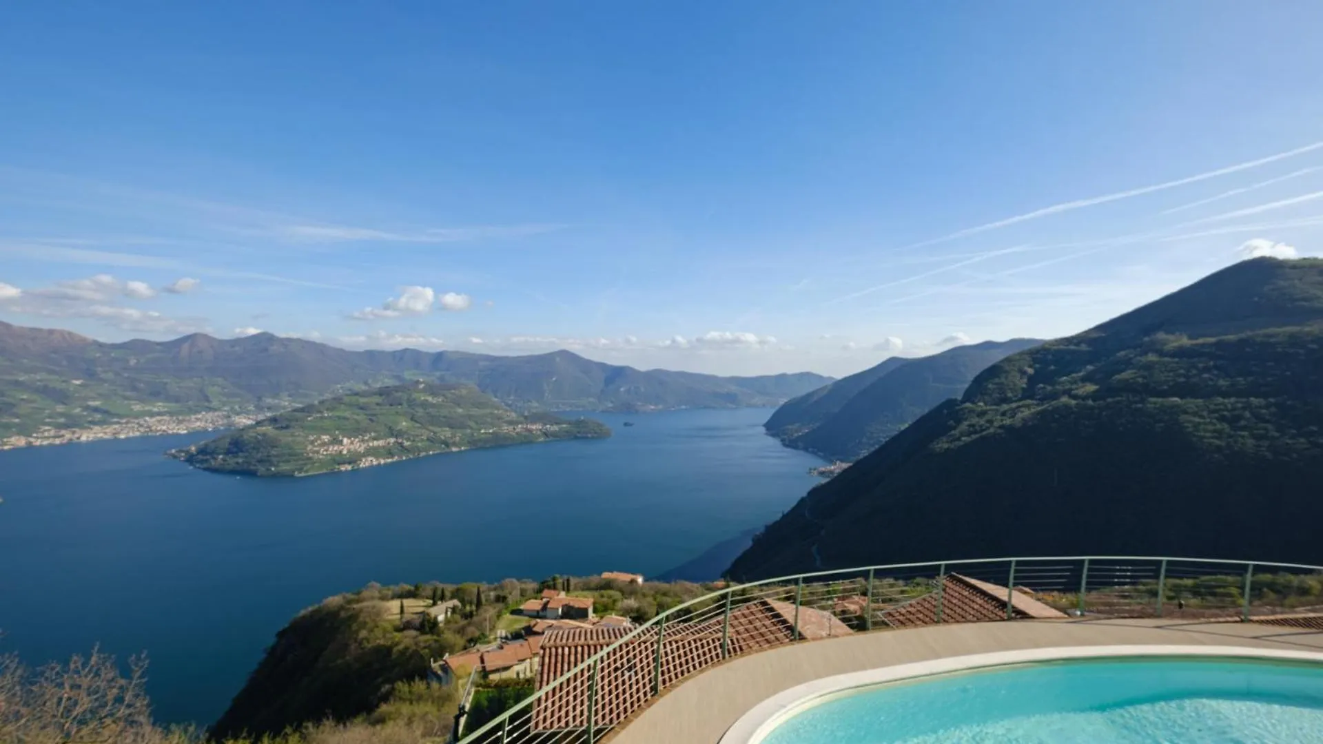 Artemisia Apartment Parzanica 0*,  Italy